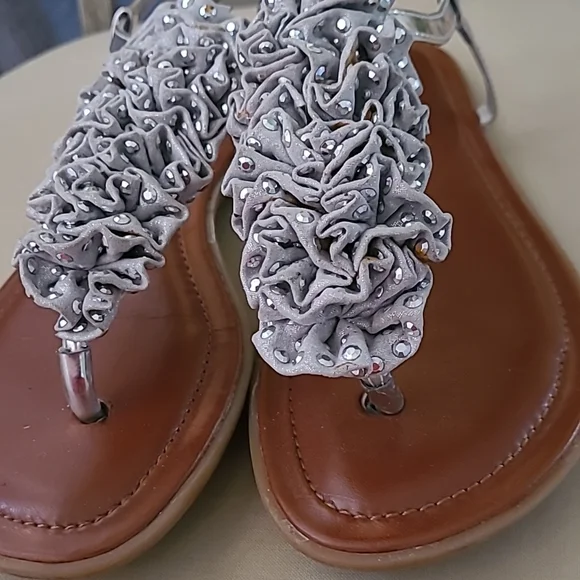 Gianni Bini Ladies Sandals ❤️ - Picture 2 of 8